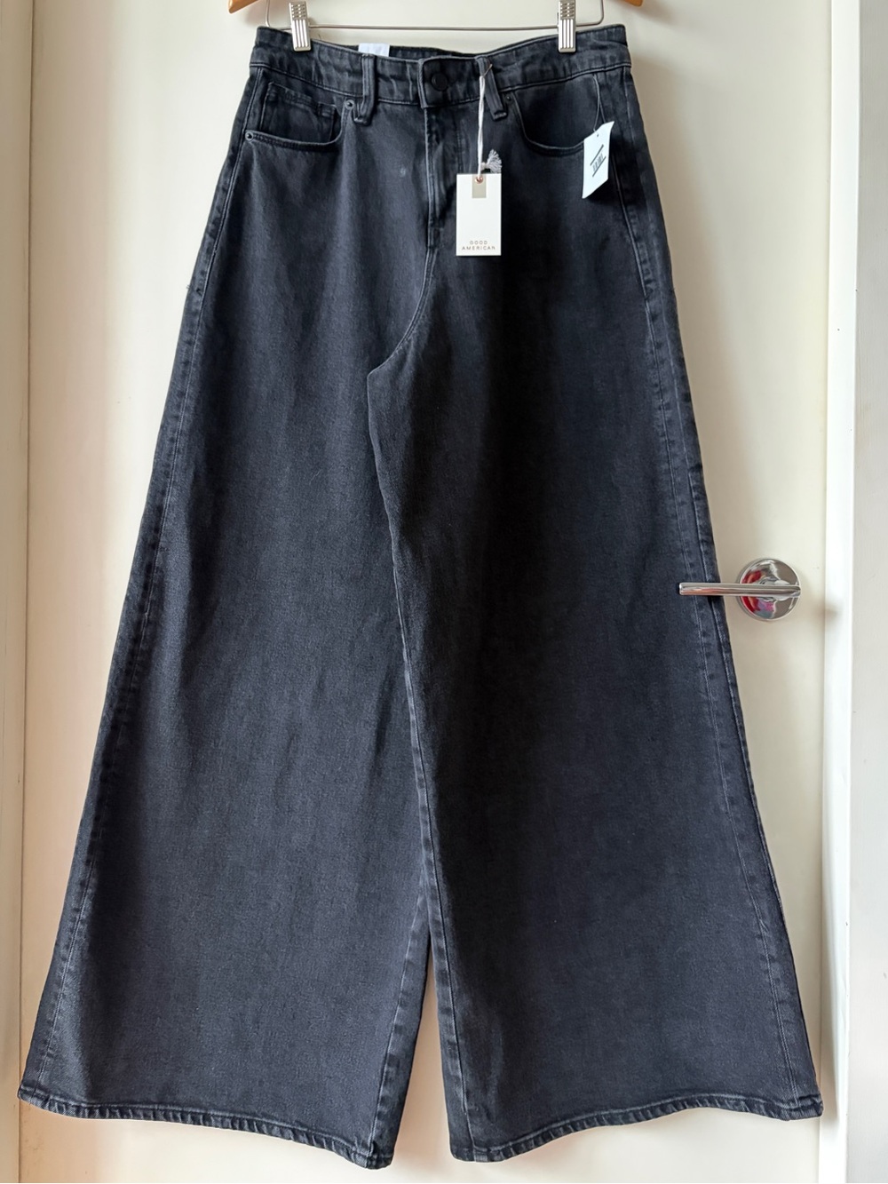 BNWT Good American Black Super Wide Leg Jeans size 2 / 26